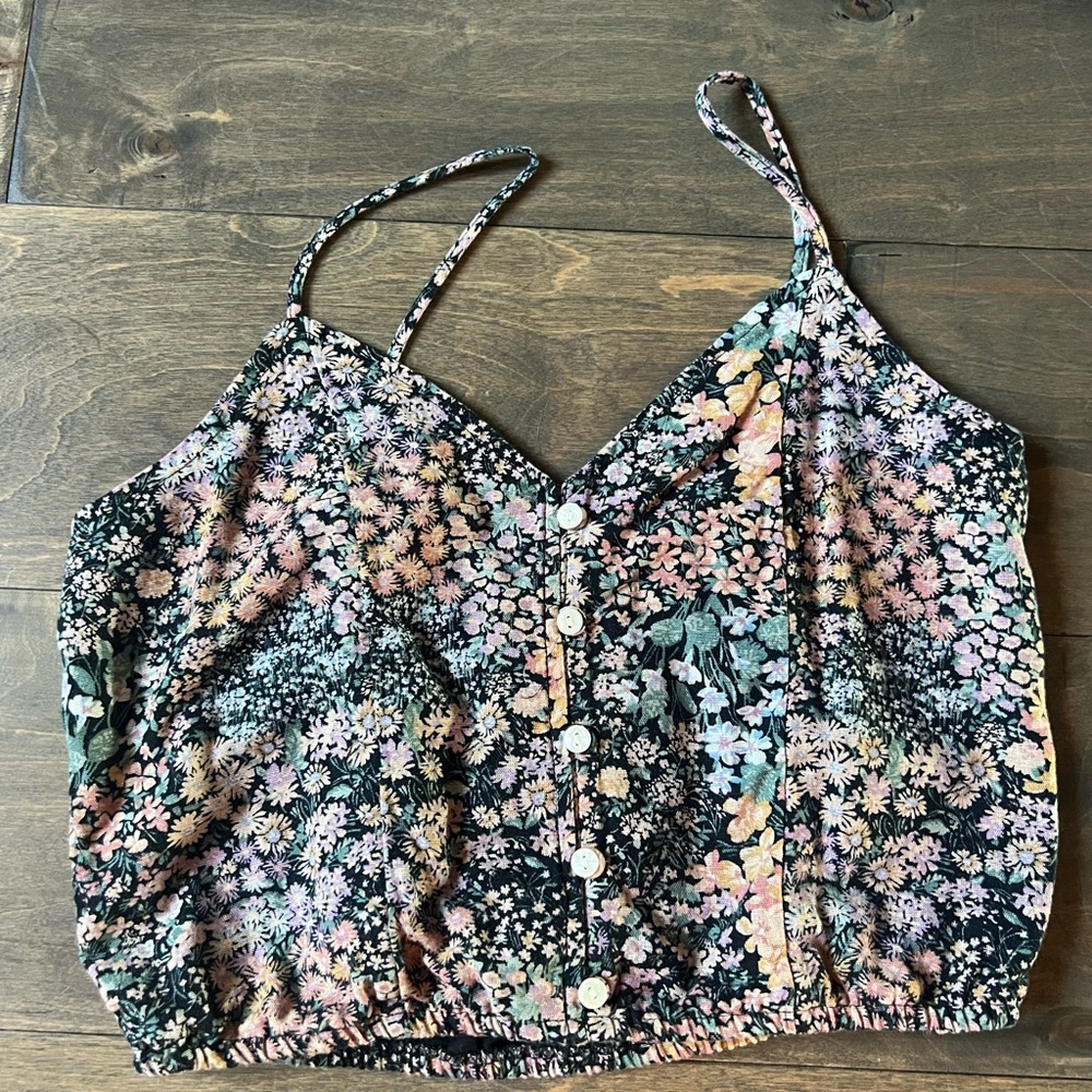 American Eagle women’s crop top